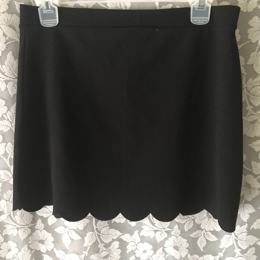 MTS size medium black mini skirt